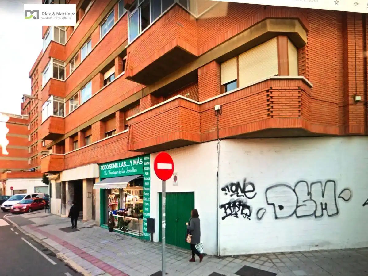 Local comercial en venda a San Claudio - La Chantría, imagen 2