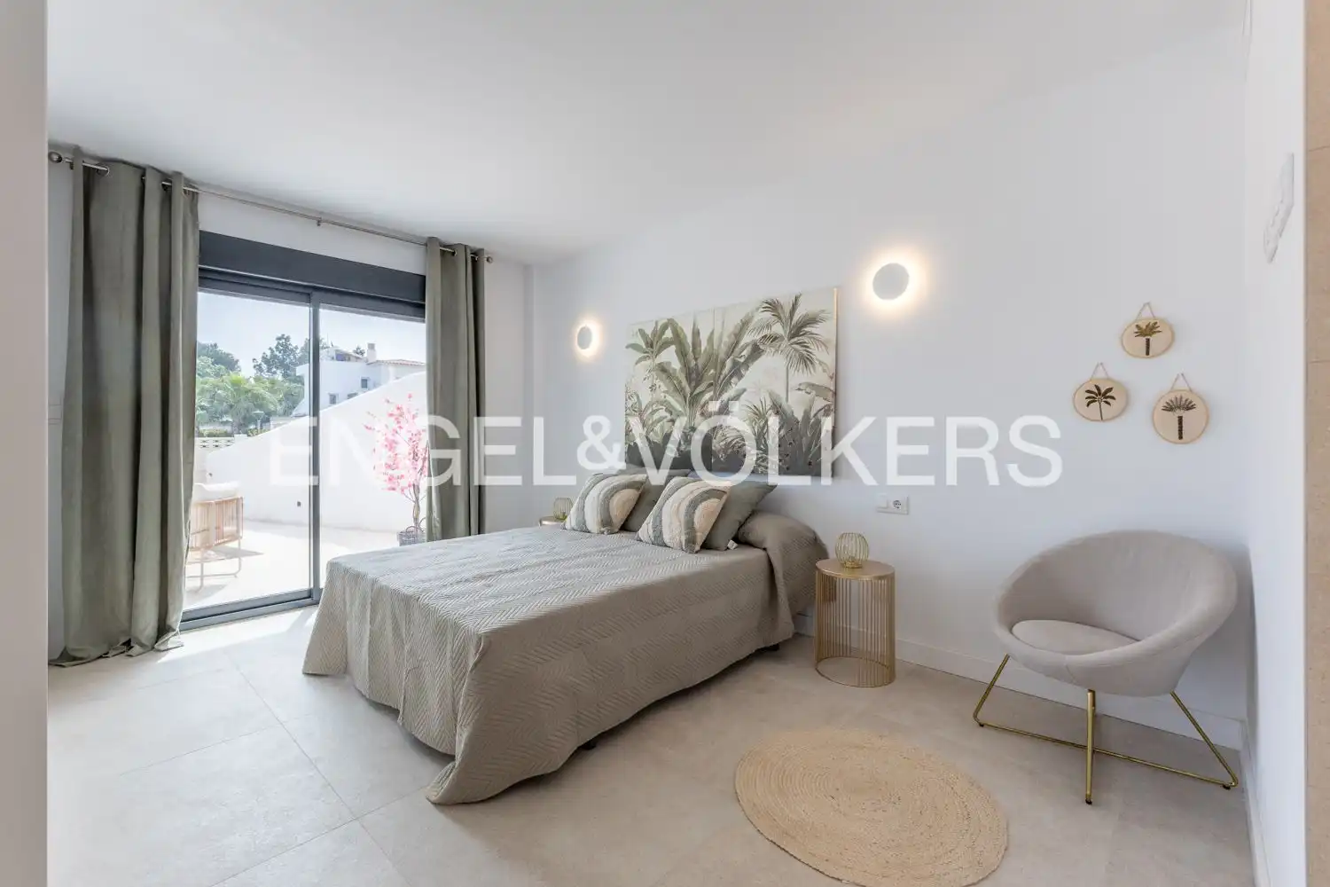 Habitación de Piso en venta en Dénia con Aire acondicionado, Calefacción y Jardín privado