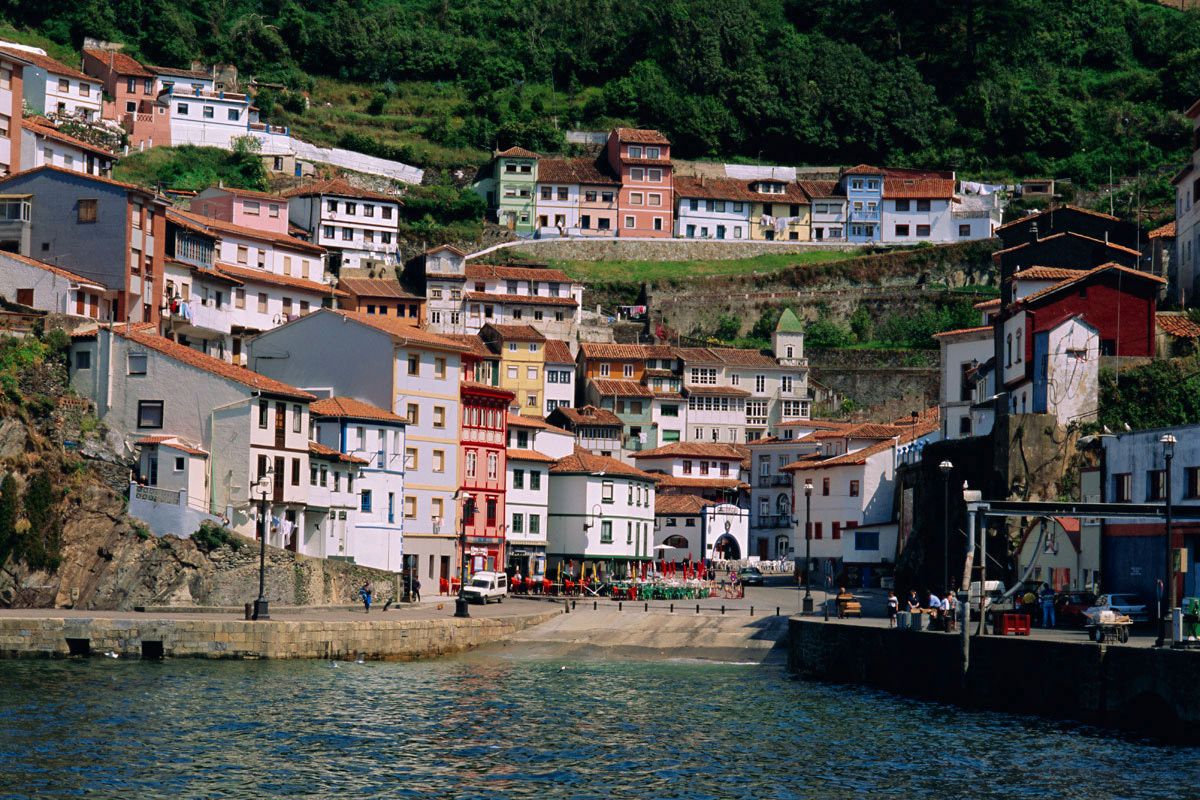 Exterior view of Flat for sale in Cudillero  with Heating, Parquet flooring and Furnished