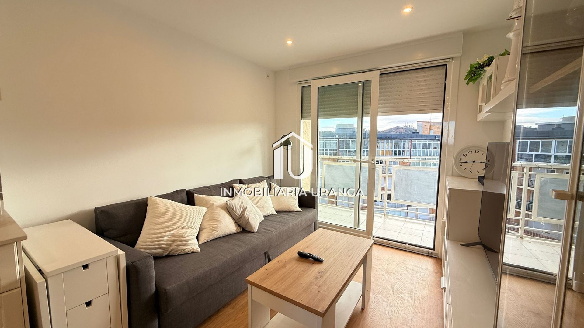 Exterior view of Flat for sale in Laredo  with Heating, Terrace and Furnished