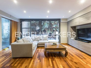 Duplex with lift for sale in Sant Andreu