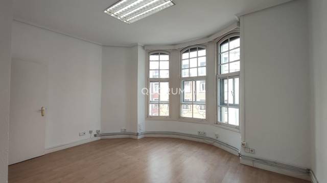 Oficina en Alquiler en Alameda Recalde en Abandoibarra - Guggenheim