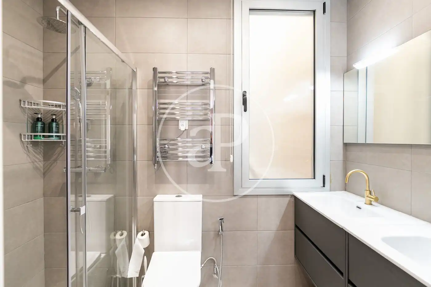 Baño de Piso en venta en Barcelona con Aire acondicionado, Calefacción y Amueblado