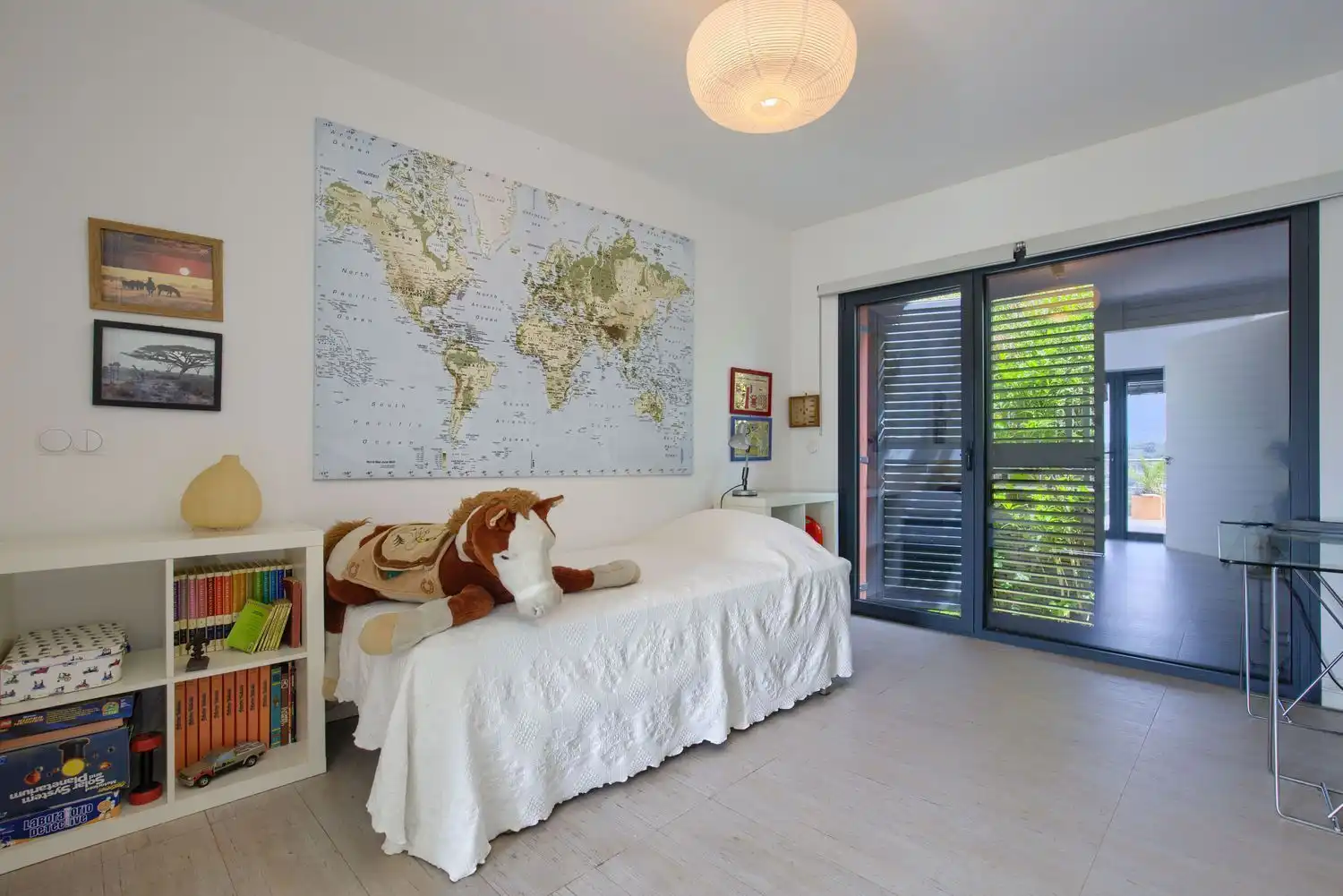 Bedroom of Country homes for sale in Jaraicejo  with Storage room and Community pool