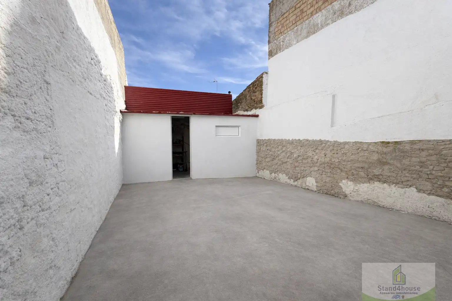 Wohnung zum Verkauf in Calañas mit Heizung, Abstellraum und Möbliert