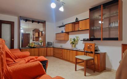 Living room of Flat for sale in  Córdoba Capital  with Air Conditioner, Heating and Furnished