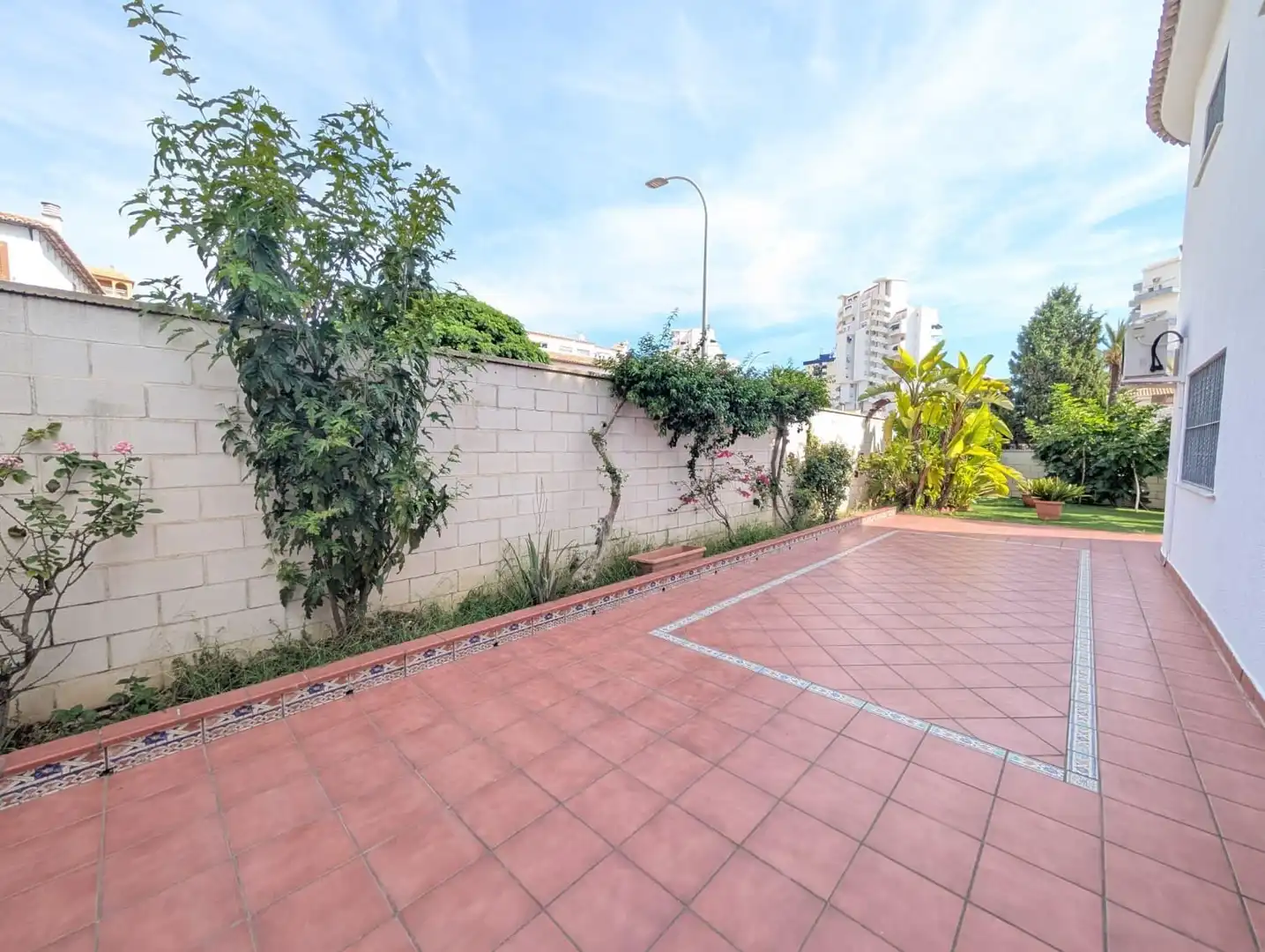 Terrasse von Haus oder Chalet zum Verkauf in Gandia mit Heizung, Privatgarten und Terrasse