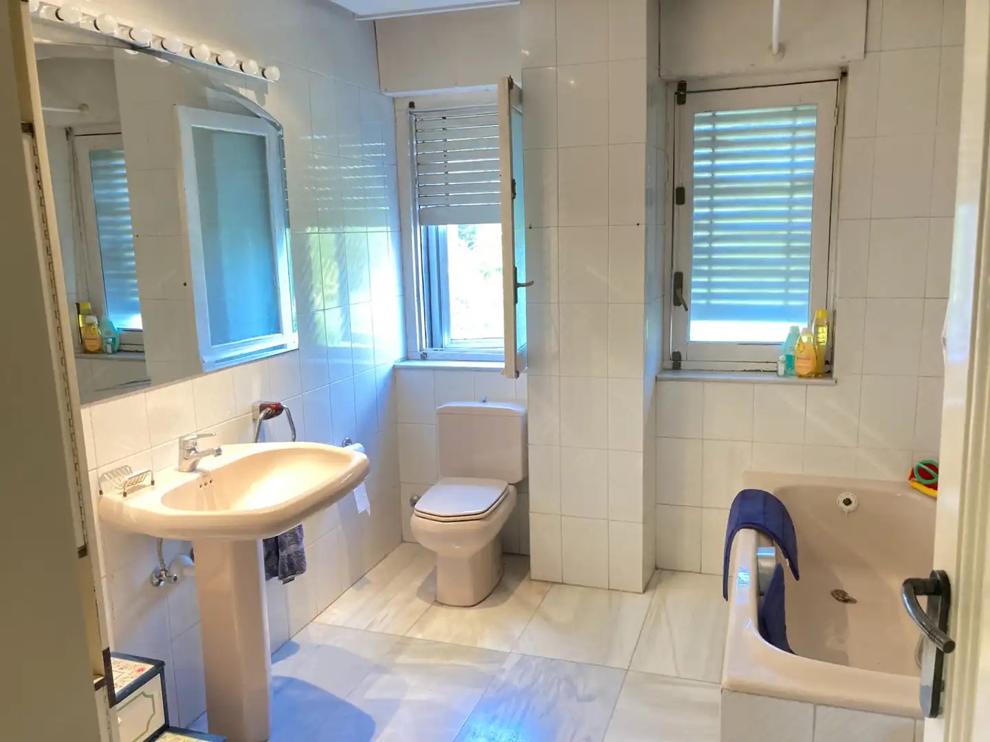 Baño de Casa o chalet en venta en León Capital  con Calefacción, Jardín privado y Horno