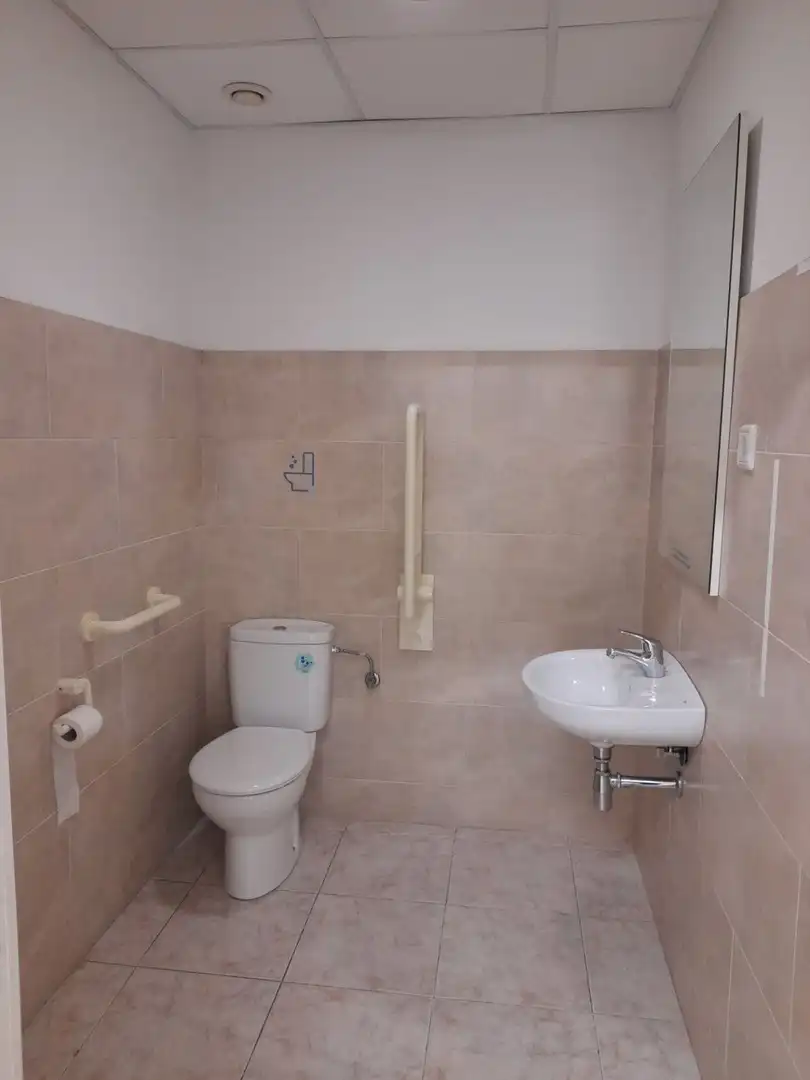 Business premises to rent in Centre, imagen 11