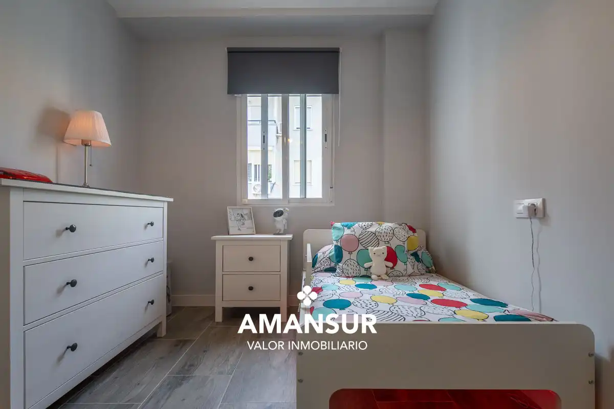 Flat for sale in Plaza Dulcinea, Nuevo Parque - Los Rosales - Tráfico Pesado