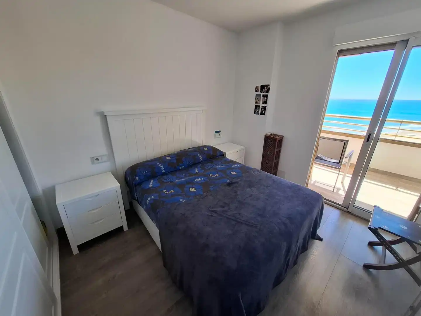 Dormitori de Apartament en venda en El Campello amb Jardí privat, Terrassa i Piscina comunitària