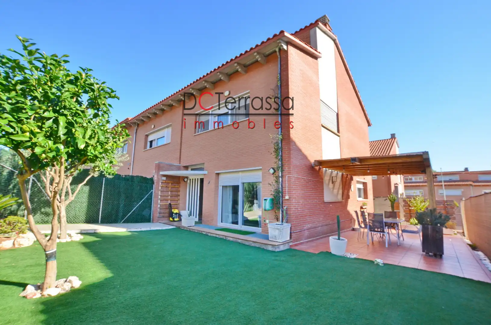 Maison jumelée avec jardin à vendre à Viladecavalls