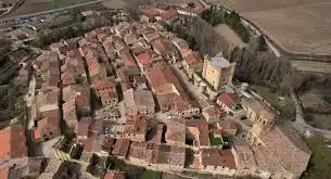 Vista exterior de Casa o xalet en venda en Sajazarra amb Calefacció, Terrassa i Forn