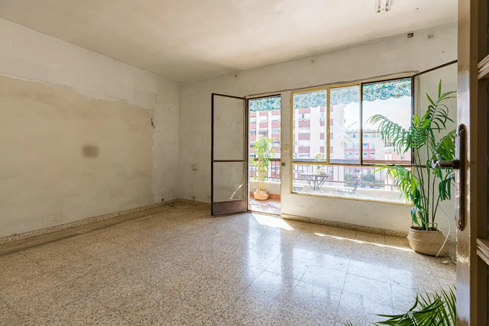 Flat with garden for sale in AMBERES 6, imagen 3