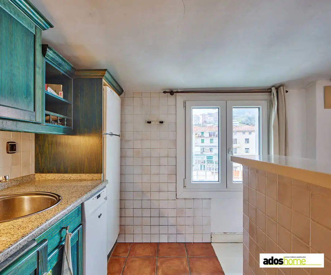 Cocina de Ático en venta en Zarautz con Calefacción