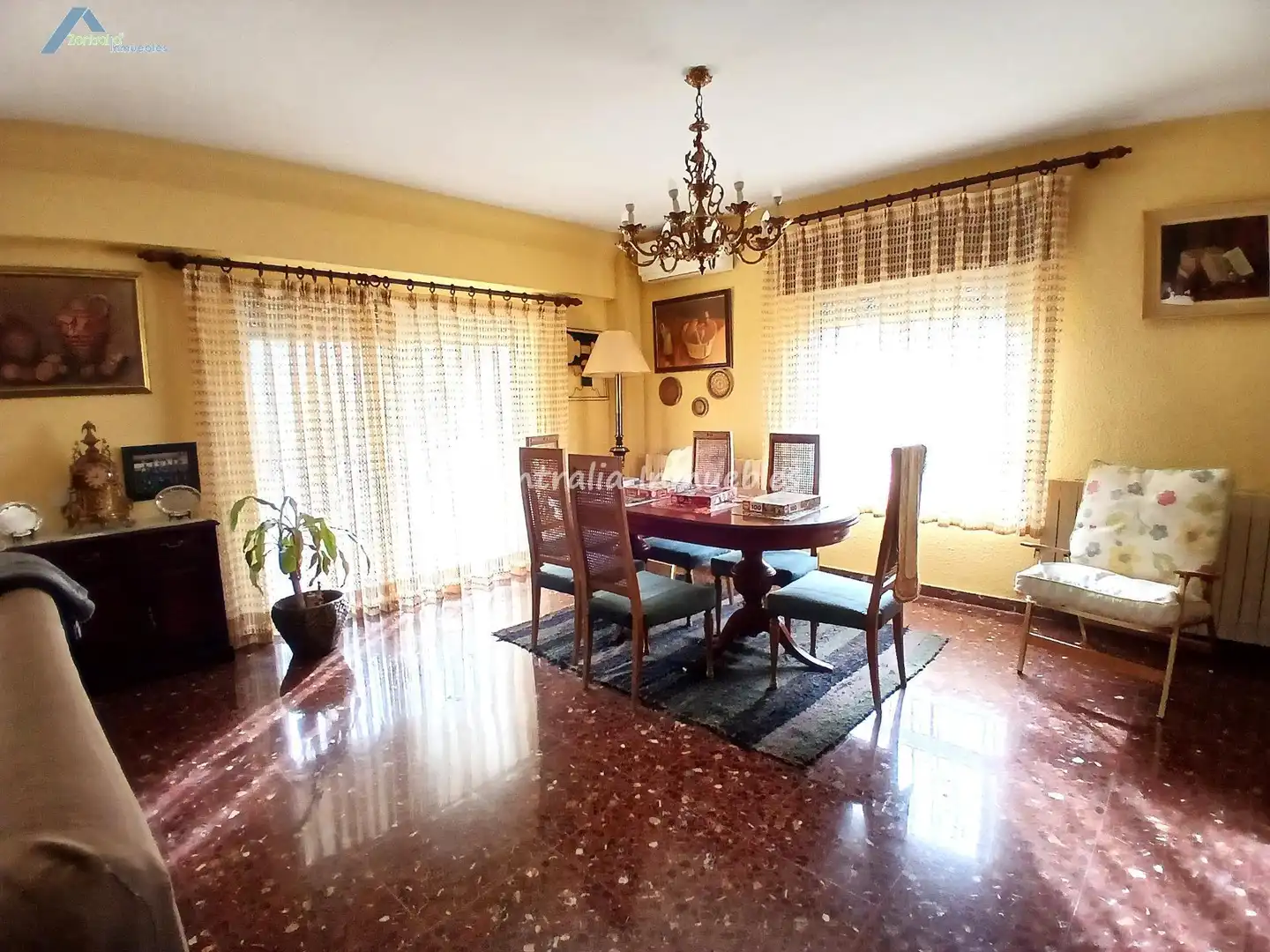 Comedor de Casa o chalet en venta en Zaragoza con Aire acondicionado, Calefacción y Jardín privado