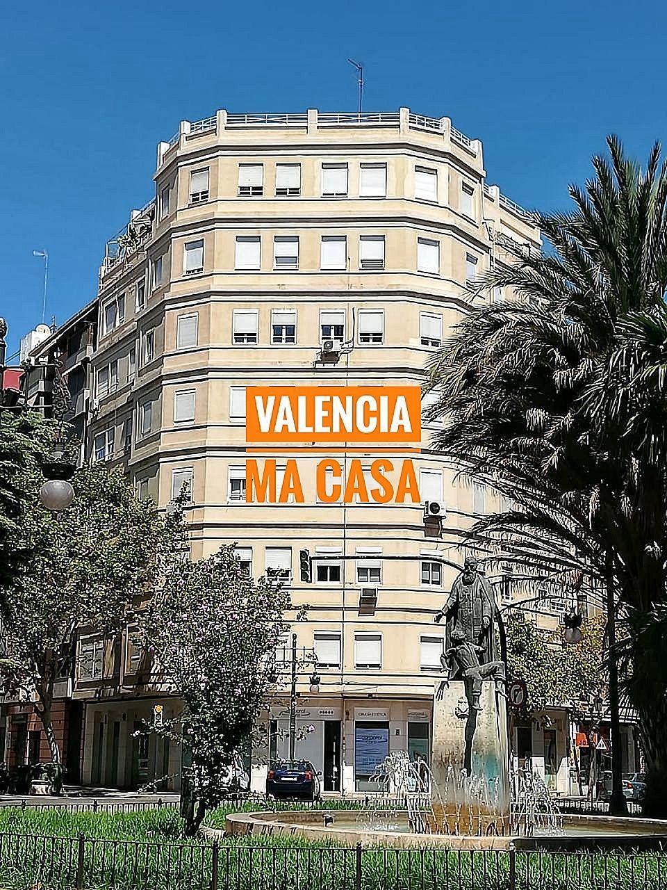 Exterior view of Flat to rent in  Valencia Capital  with Air Conditioner, Heating and Furnished