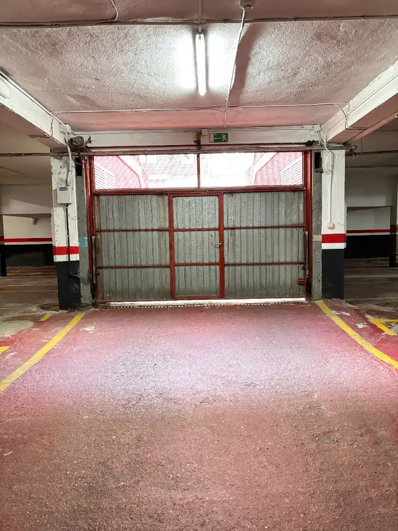 Parking de Piso en venta en Zaldibar con Calefacción, Amueblado y Horno