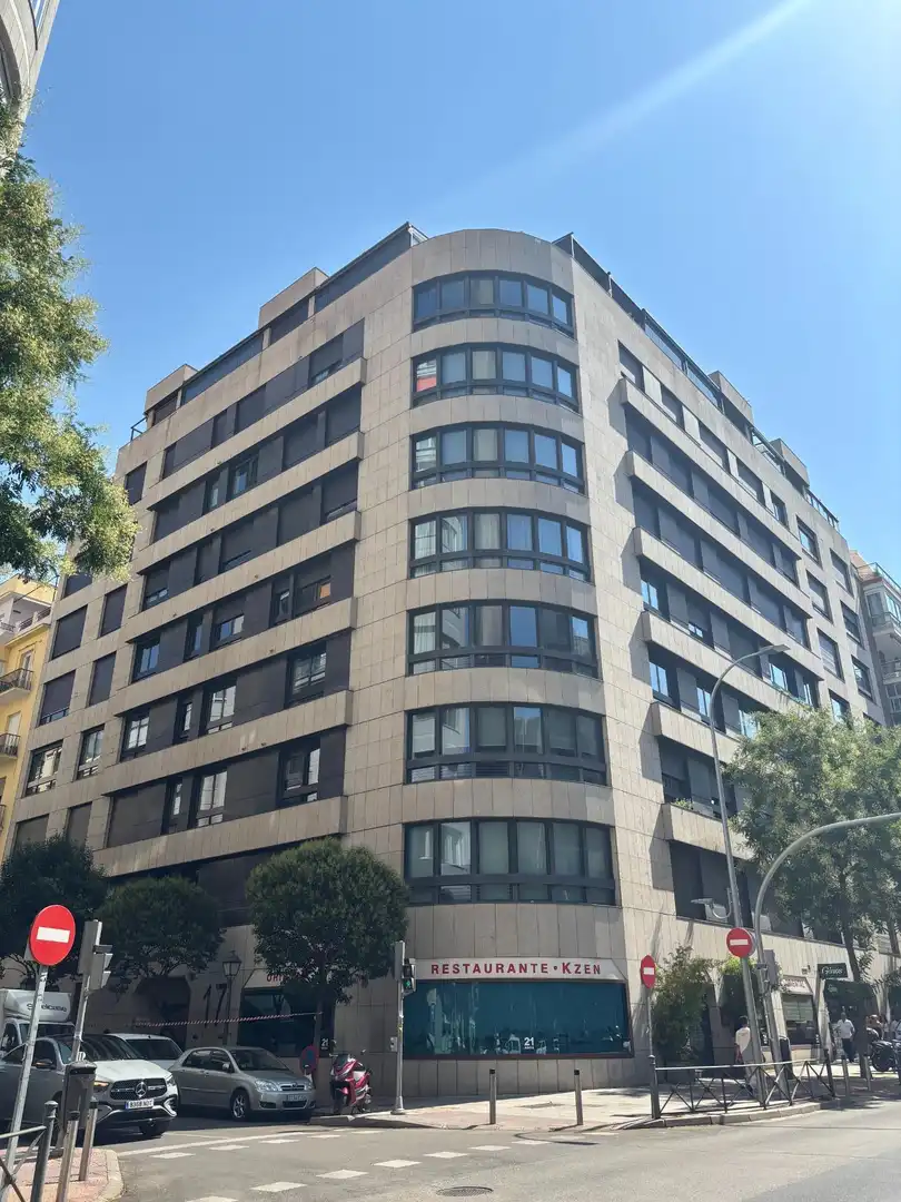 Exterior view of Garage for sale in Madrid