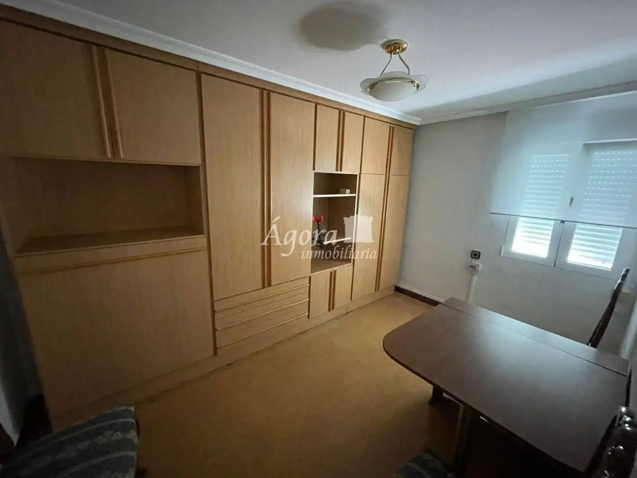 Habitación de Piso en venta en Valladolid con Calefacción y Amueblado