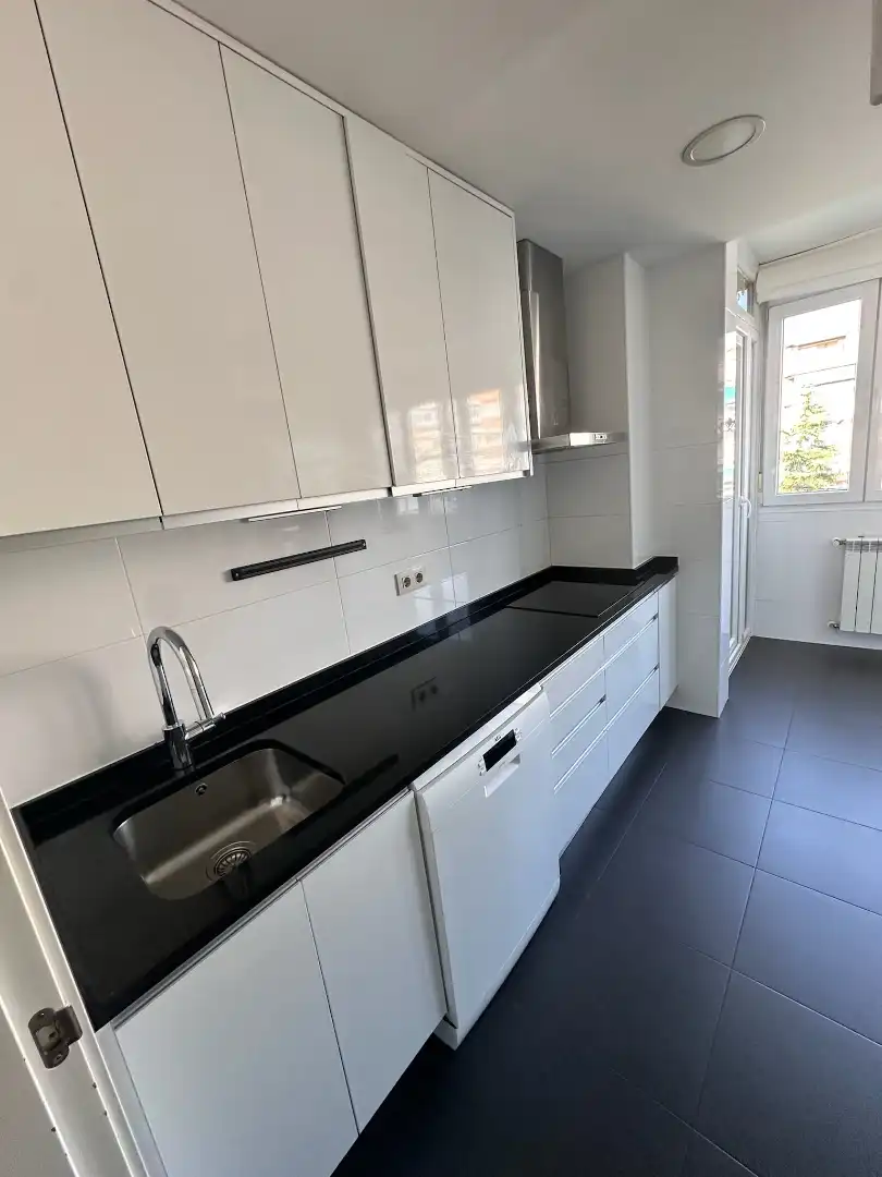 Wohnung mit Terrasse zum Verkauf in Calle de Oña 35, imagen 9