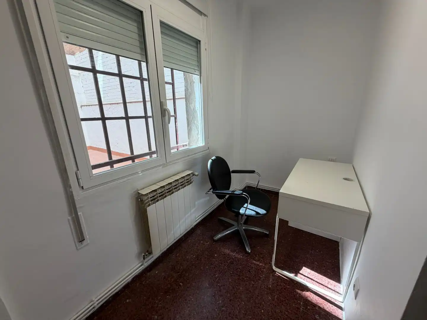Flat for rent in Gran Passeig de Ronda, Instituts - Universitat