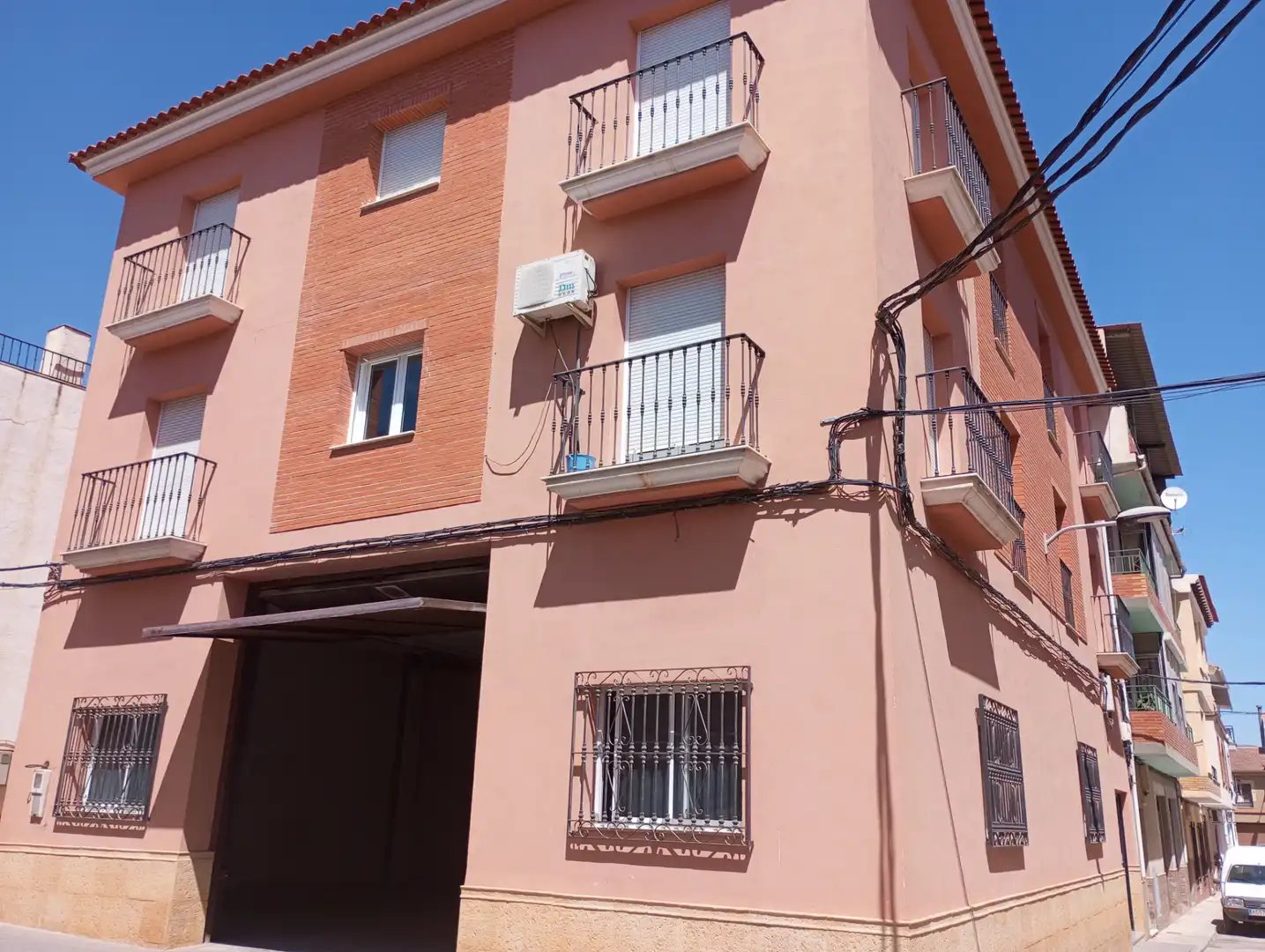 Vista exterior de Pis en venda en Baza