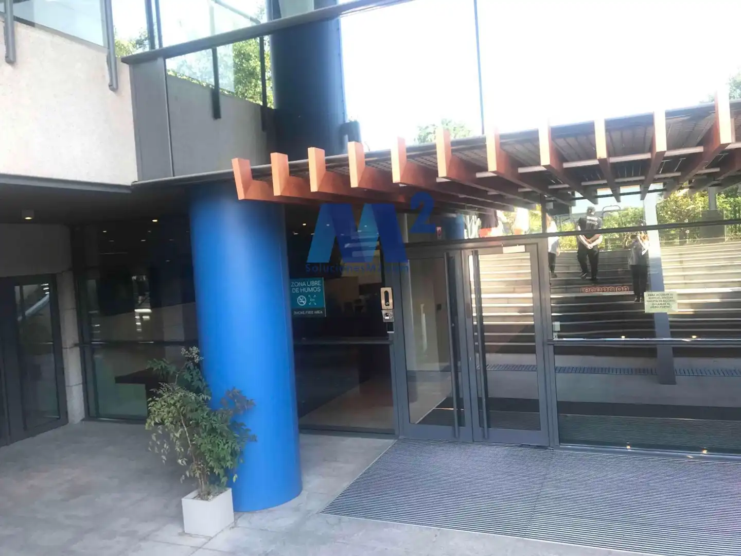 Oficina de alquiler en Valportillo Primera, Zona Industrial