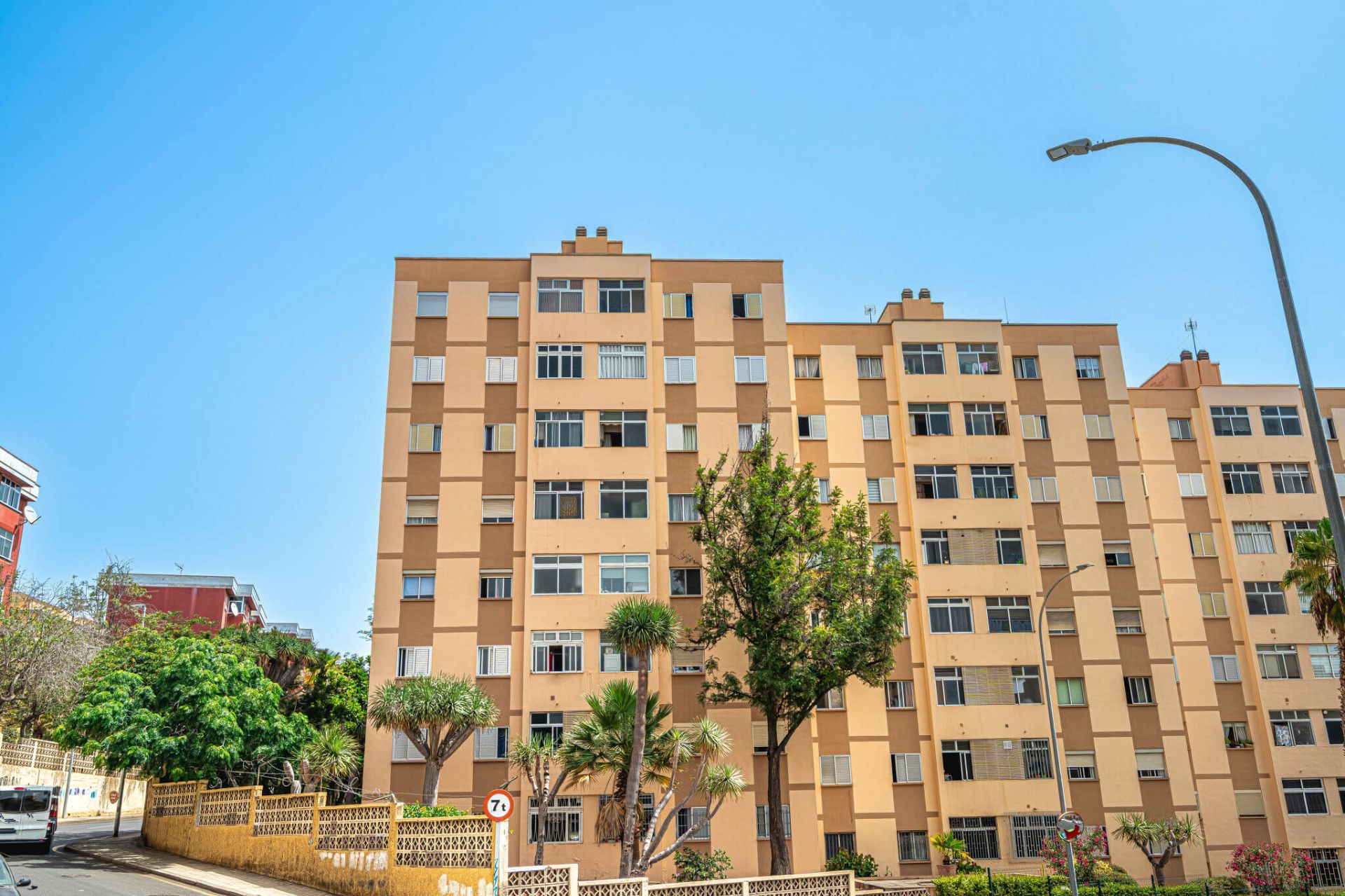 Exterior view of Flat for sale in  Santa Cruz de Tenerife Capital  with Terrace and Furnished