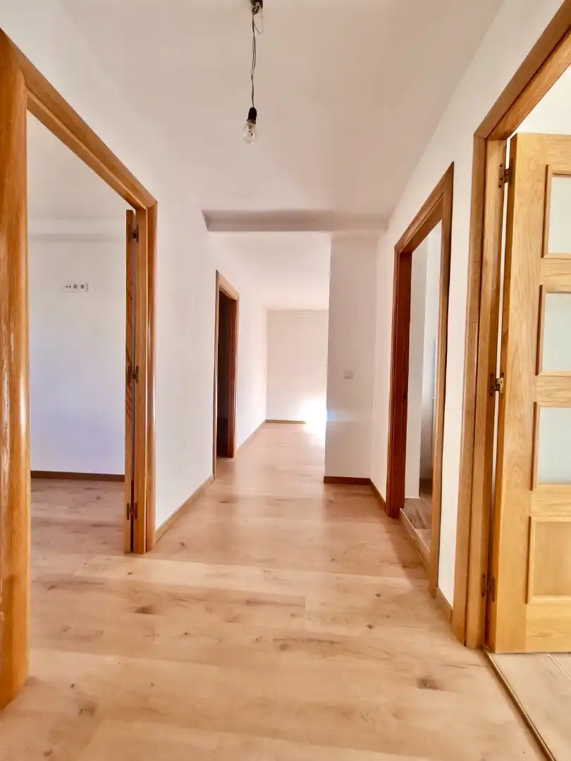 Pis en venda en Gijón  amb Jardí privat, Parquet i Traster