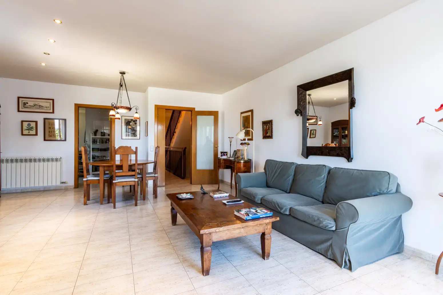 Sala d'estar de Casa adosada en venda en Vacarisses amb Calefacció, Jardí privat i Terrassa