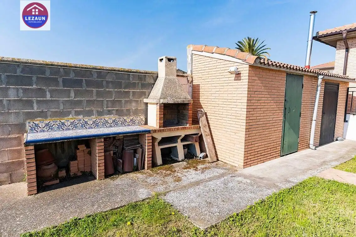 Jardín de Casa o chalet en venta en Marcilla con Jardín privado y Amueblado