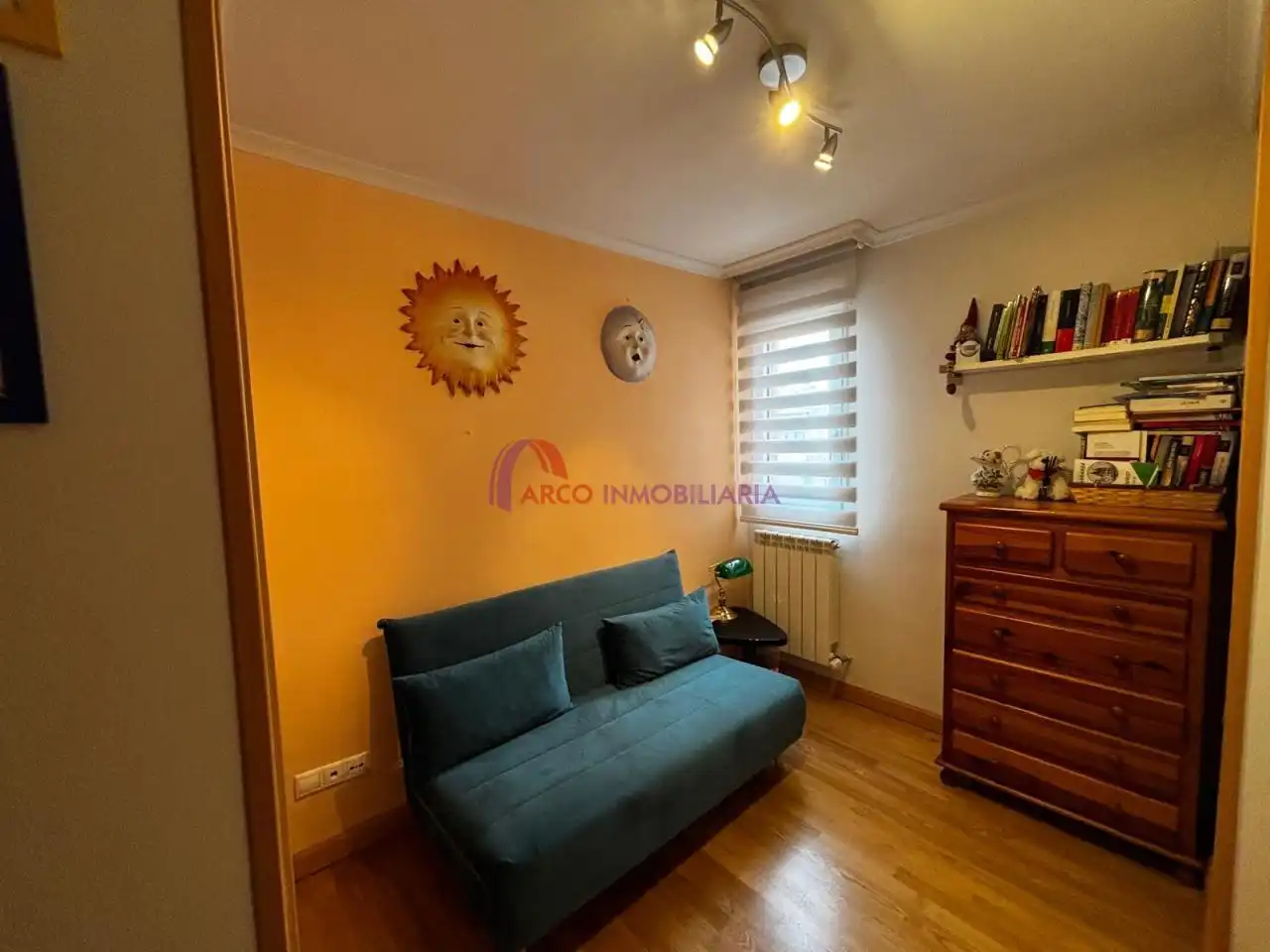 Schlafzimmer von Wohnung zum Verkauf in Burgos mit Heizung, Abstellraum und Möbliert