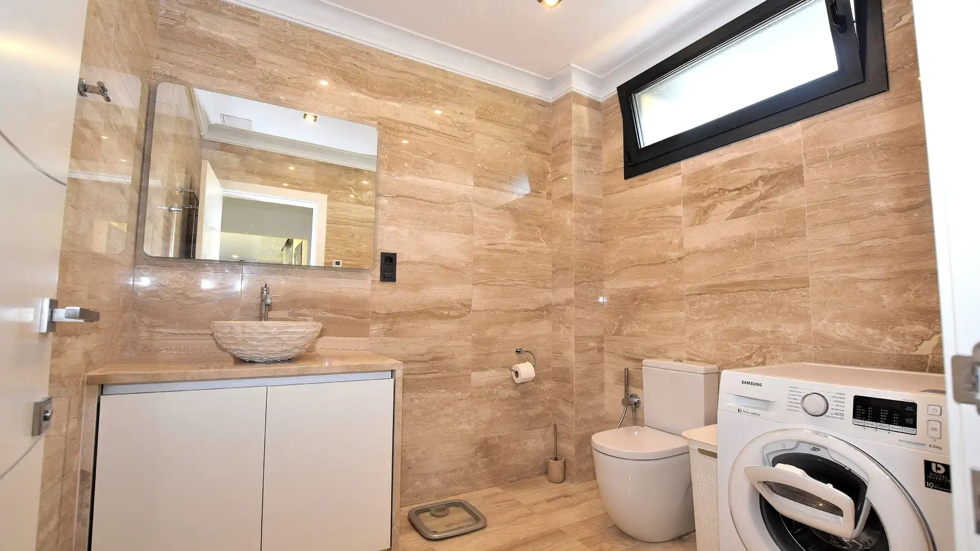 Bathroom of Houses for sale in Cambrils  with Air Conditioner, Private garden and Parquet flooring