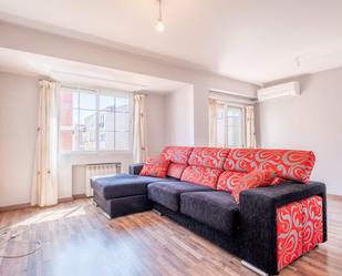 Living room of Flat for sale in  Zaragoza Capital  with Heating, Terrace and Balcony