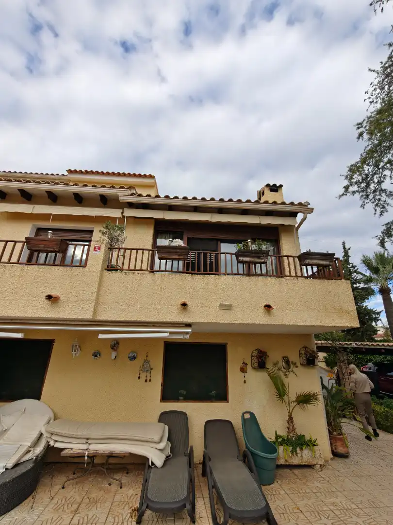 Villa mit Terrasse zum Verkauf in Calle Viena 5, imagen 8