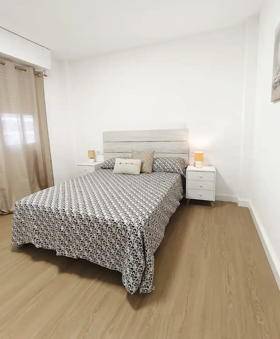 Bedroom of Flat for rent in Castellón de la Plana / Castelló de la Plana  with Furnished, TV and Internet