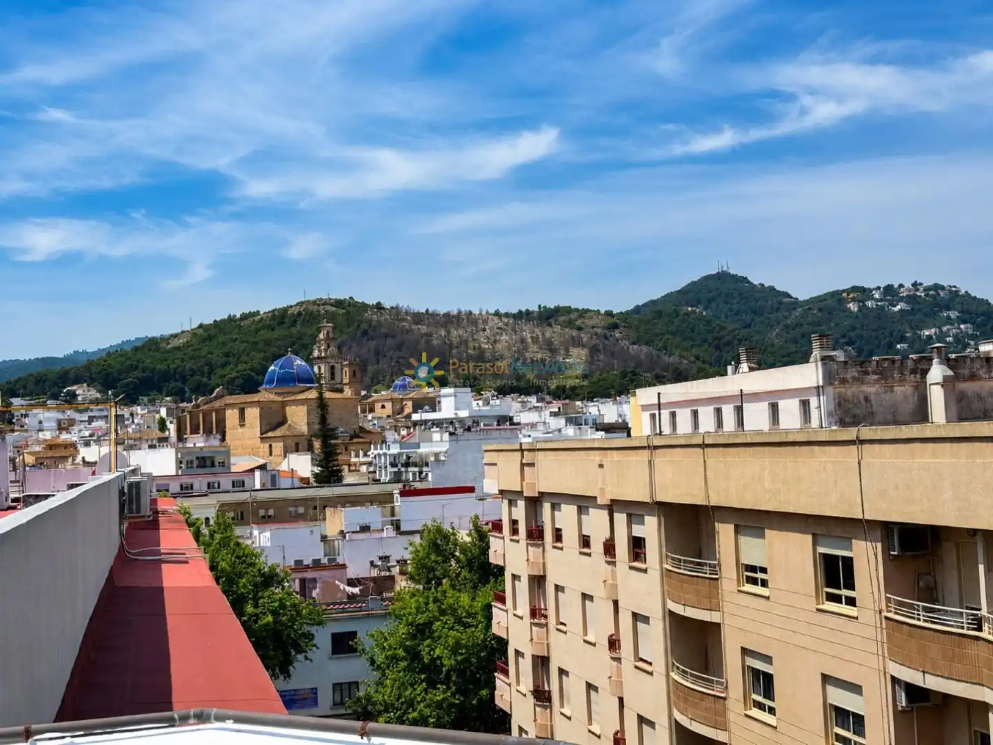 Exterior view of Flat for sale in Oliva  with Air Conditioner and Balcony