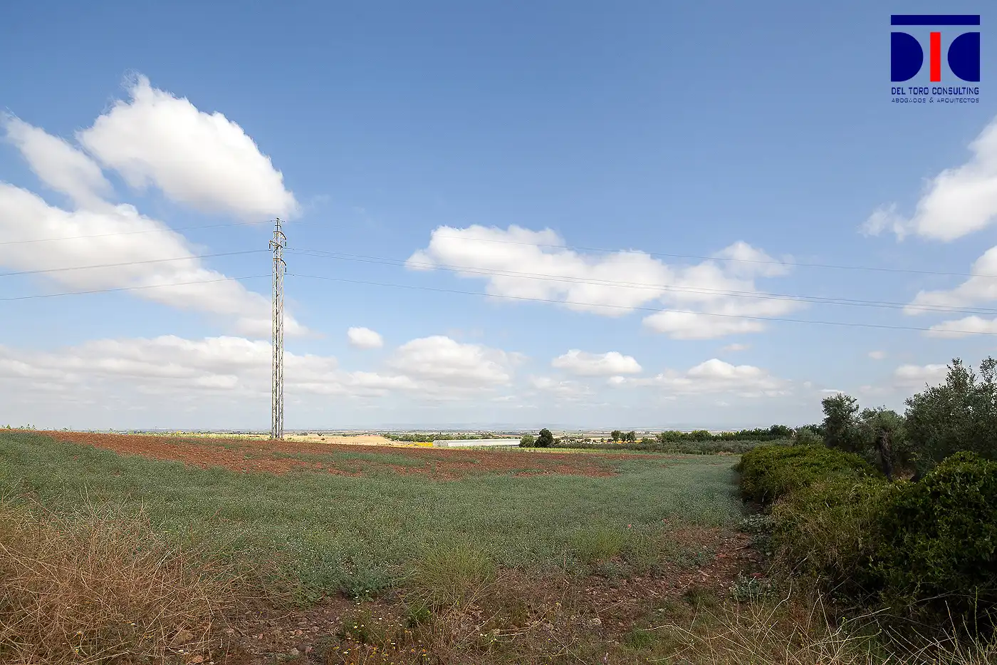 Finca rústica en venta en Carmona con Jardín privado, Terraza y Piscina