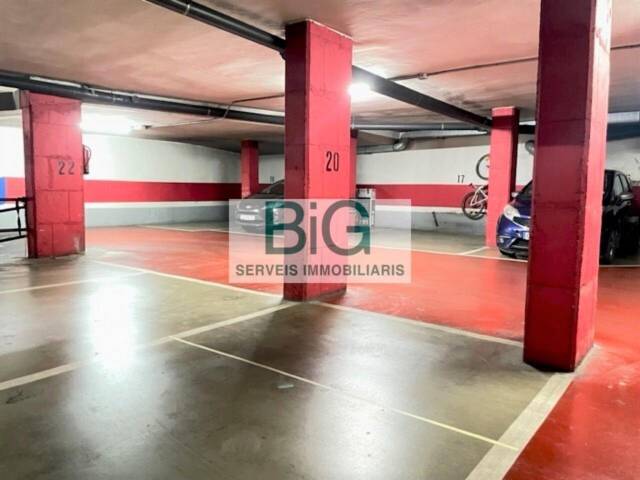 Garaje en Alquiler en Plaza ESPANYA en Via Europa - Parc Central