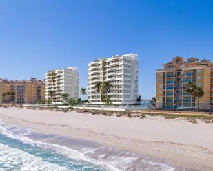 Vista exterior de Apartament en venda en La Manga del Mar Menor amb Aire condicionat, Calefacció i Jardí privat