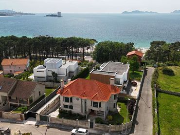 Detached house with garden for sale in Salgeuiral SN