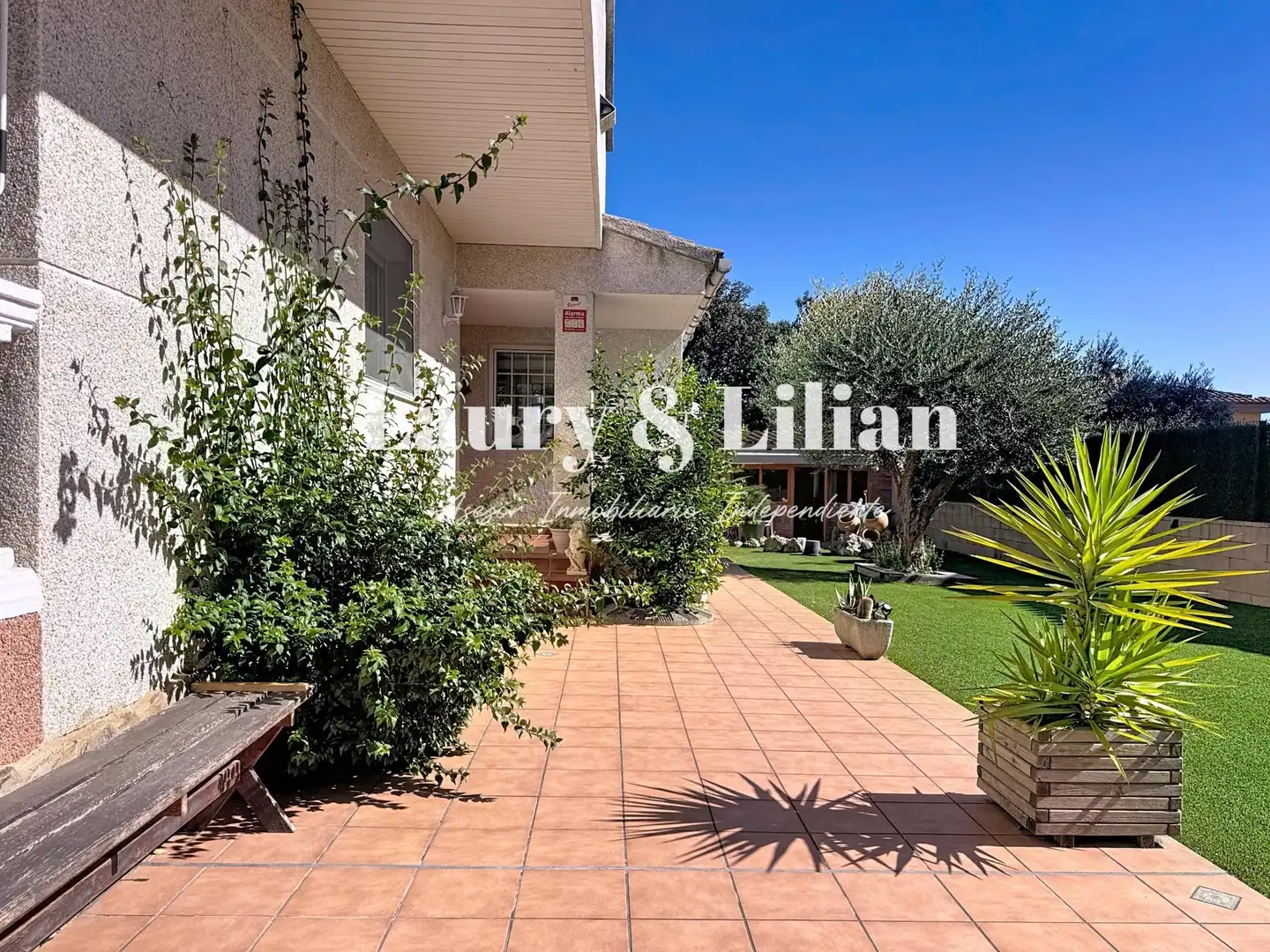 Houses for sale in Avinyonet de Puigventós