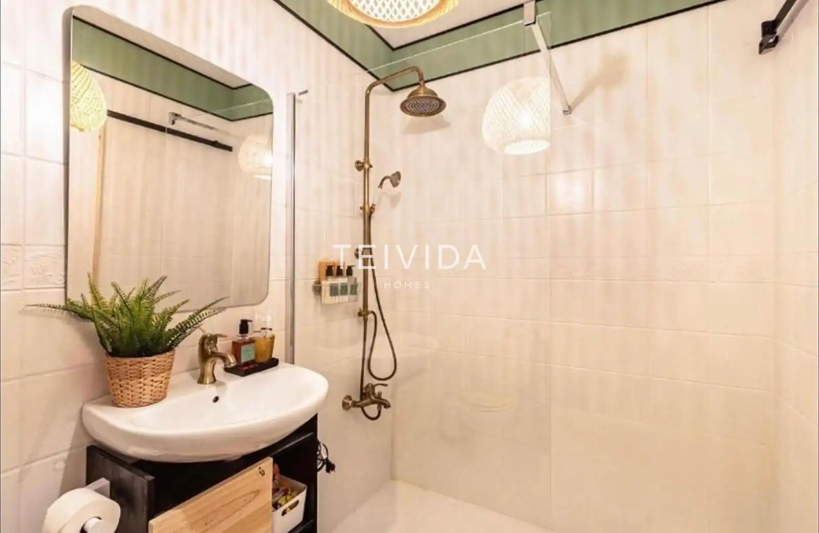 Bathroom of Flat for sale in Granadilla de Abona  with Air Conditioner
