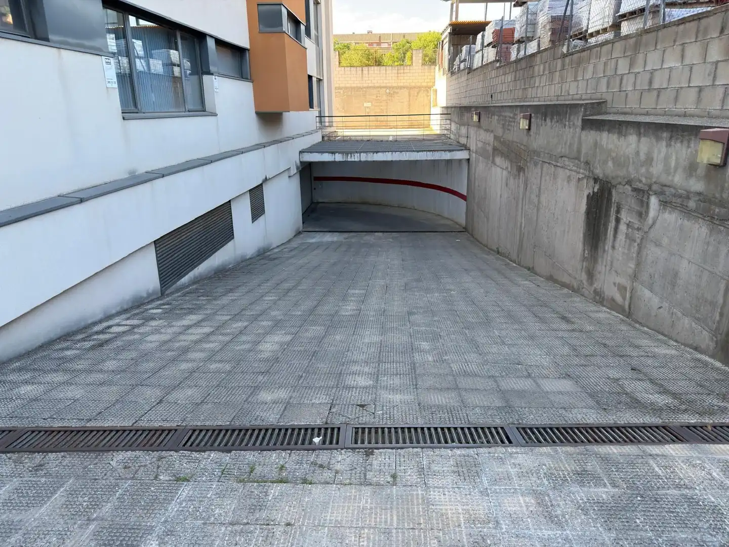 Parking of Office for rent in Villaviciosa de Odón  with Air Conditioner