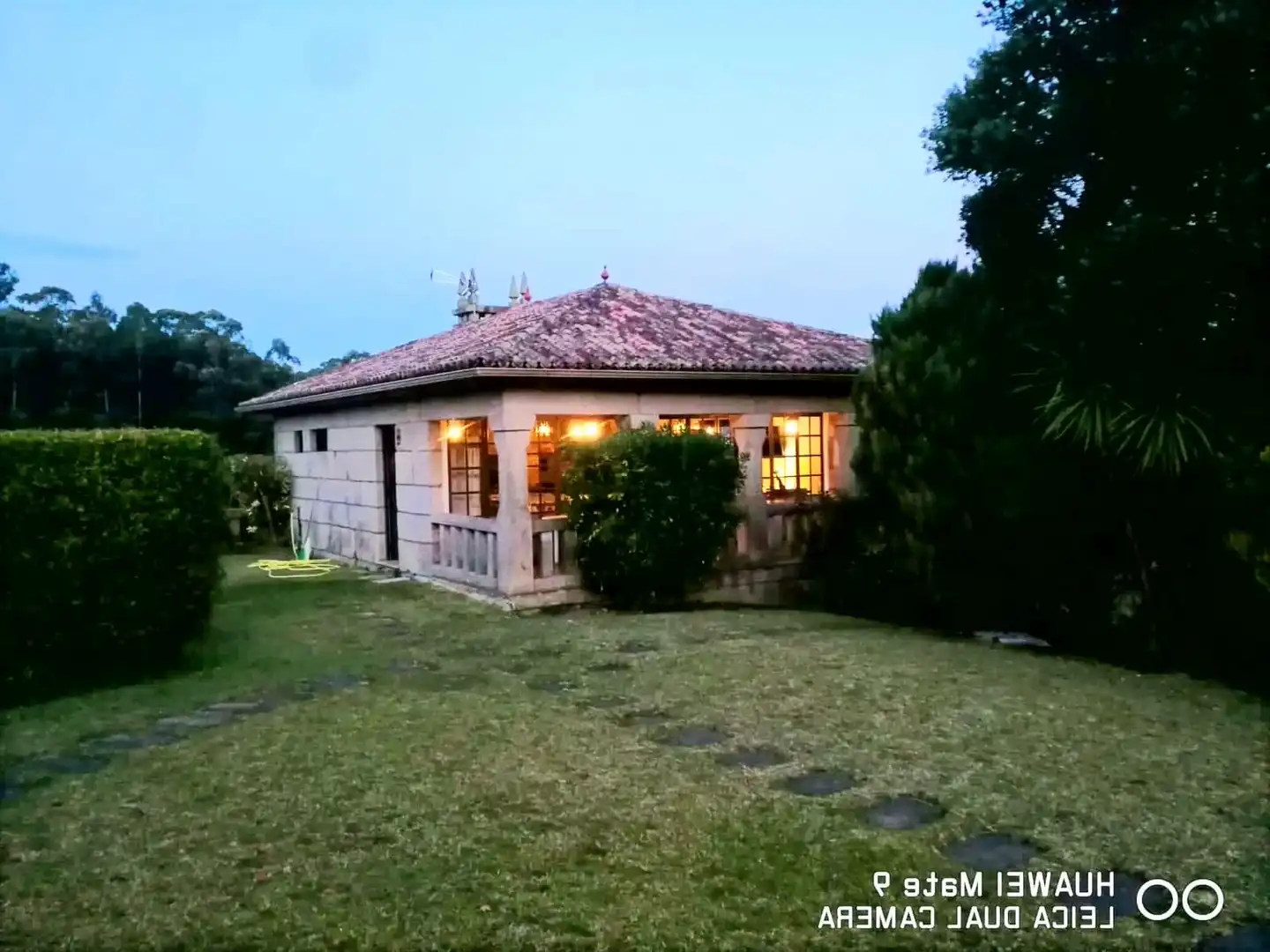 Vista exterior de Casa o xalet en venda en Gondomar amb Calefacció, Parquet i Terrassa