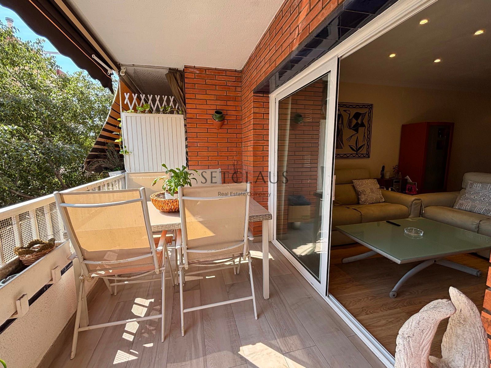 Terrace of Flat for sale in El Masnou  with Air Conditioner, Parquet flooring and Terrace