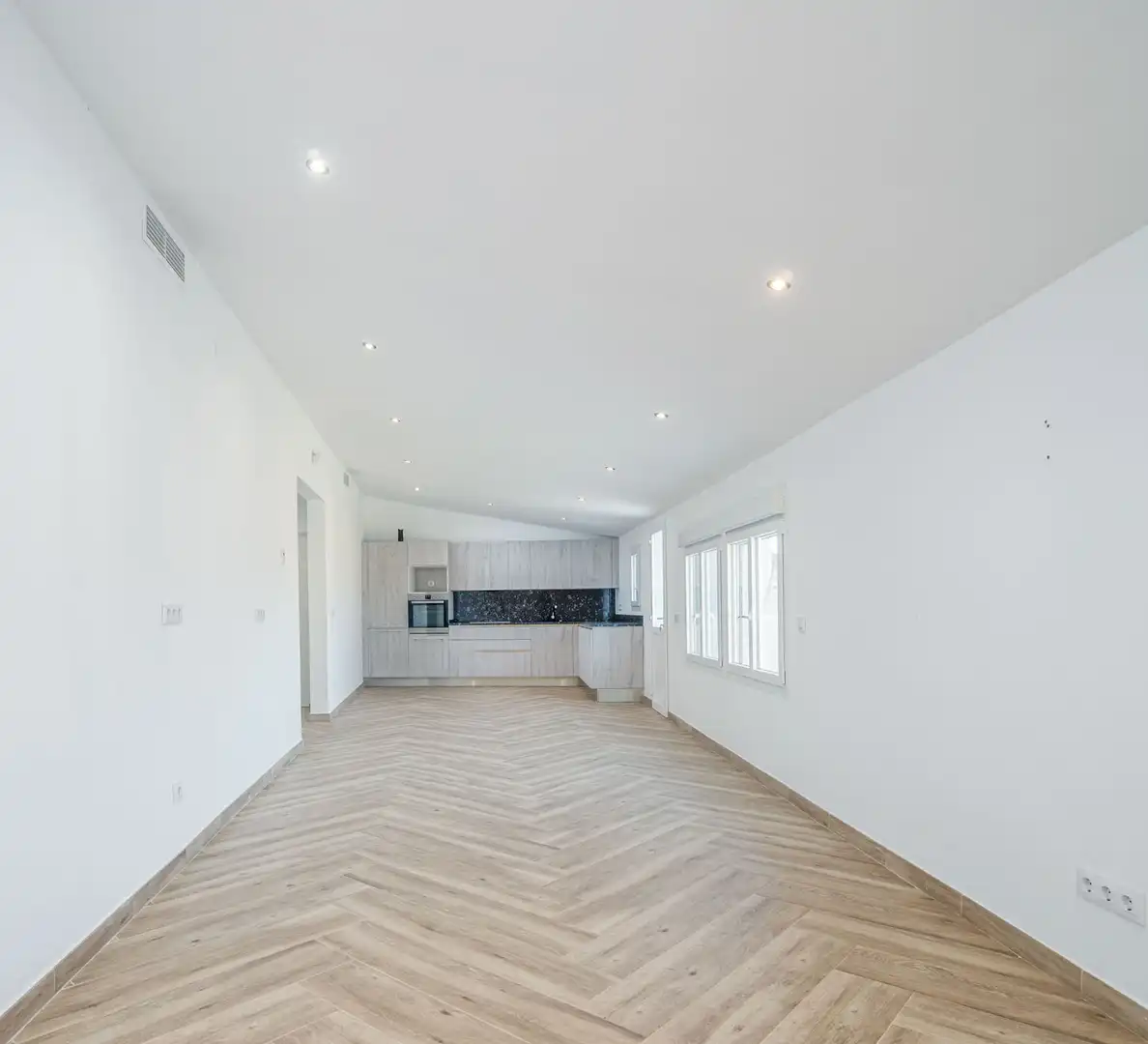 Cocina de Casa o chalet en venta en Castelló d'Empúries con Aire acondicionado y Terraza