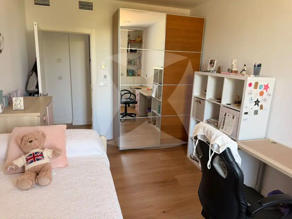 Habitación de Casa o chalet en venta en Badajoz con Aire acondicionado, Terraza y Piscina