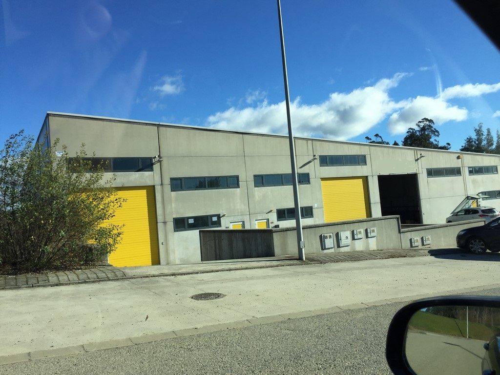 Vista exterior de Nau industrial en venda en Boqueixón